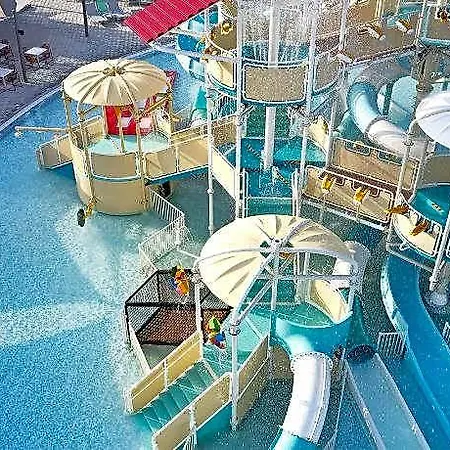 Mare فندق بافوس
